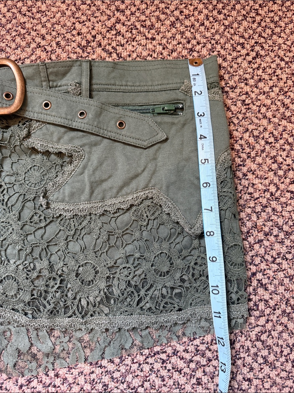 Y2K. The Pyramid Collection Olive Green Lace Micro Skirt with Decorative Belt - Picture 5 of 6